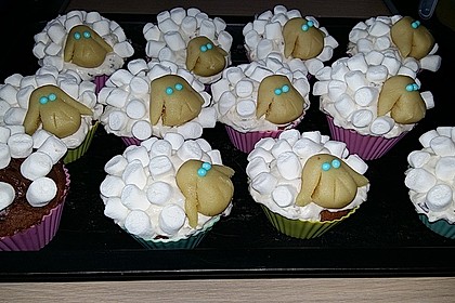 Cupcake-Schafe mit Marshmallow-Frosting 162