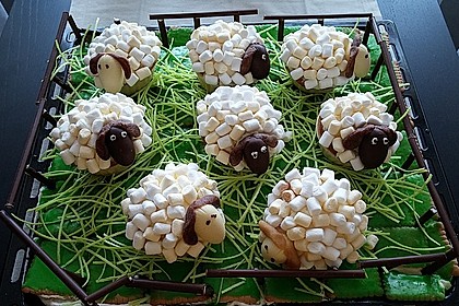Cupcake-Schafe mit Marshmallow-Frosting 120
