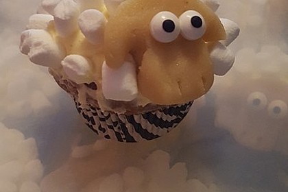 Cupcake-Schafe mit Marshmallow-Frosting 151