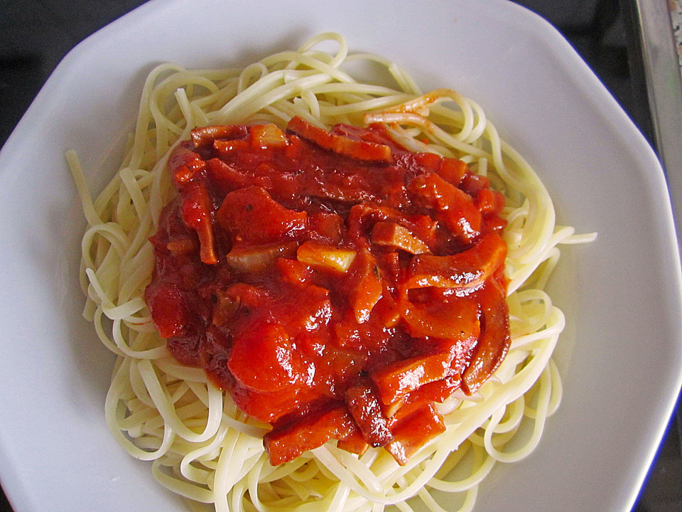 575350-960x720-spaghetti-mit-tomatensauce-alla-napoletana.jpg
