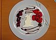 Joghurteis mit Erdbeeren