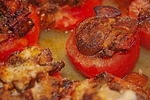 Gedämpfte Tomaten mit Champignonfüllung (Rezept mit Bild) | Chefkoch.de