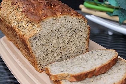B&auml;rlauchbrot mit Buttermilch