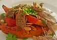 Asiatischer K&uuml;rbissalat mit knuspriger Ente