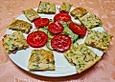 Andis Zwiebel-Pfannkuchen mit "Salatinsel"