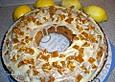 Ananas- oder Pfirsichkuchen mit Mandelkrokant