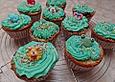 Kirsch-Cupcakes mit Zitronen-Frischk&auml;se-Frosting