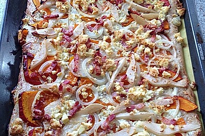 Kürbis-Flammkuchen 16