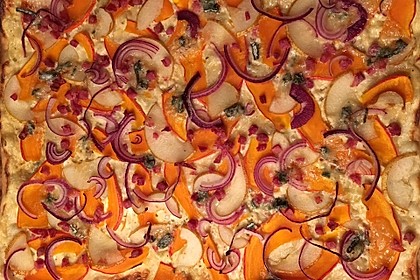 Kürbis-Flammkuchen 22