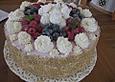 "Gefrostete" Johannisbeertorte mit Baisers