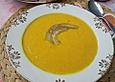 Exotische M&ouml;hren-Orangen-Suppe mit gebratener Banane