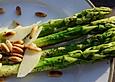 Gr&uuml;ner Spargel gebraten