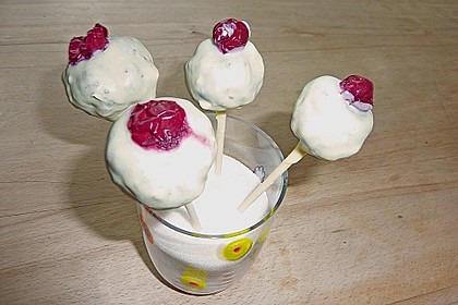Schwarzw&auml;lder Kirsch Cake Pops 2
