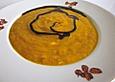 K&uuml;rbis trifft Apfel-Suppe