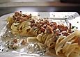 Pfifferlinge in Wei&szlig;weinsauce auf Tagliatelle