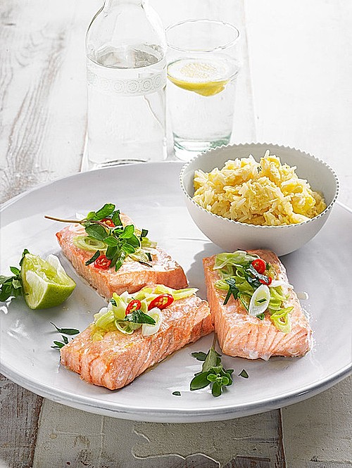 Lachsfilet aus dem Dampfgarer (Rezept mit Bild) von juniorkoch1994