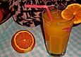 Orangen-Ingwertee-Drink