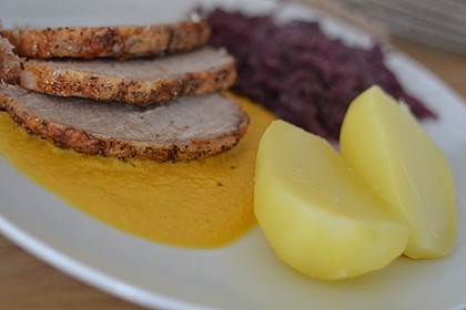 Knuspriger Schweinekrustenbraten 1