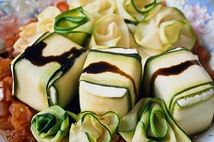 Ziegenfrischkäse im Zucchinimantel 8
