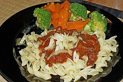 Stufatu mit Nudeln