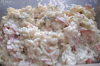 Reissalat mit Gem&uuml;se an Joghurt - Dressing