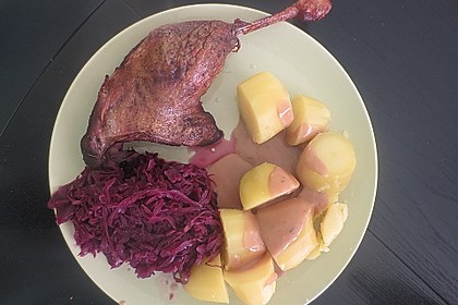 Gänsekeulen im Römertopf 13
