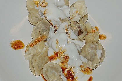 Manti mit Joghurtsauce und Paprikabutter 6