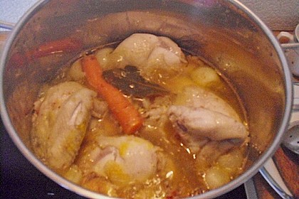 Goldgelbe Hühnersuppe 76