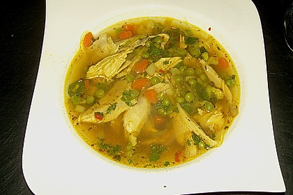 Goldgelbe Hühnersuppe 12