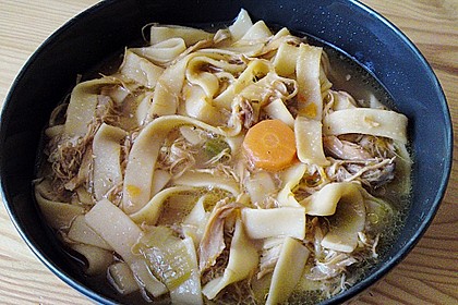 Goldgelbe Hühnersuppe 68