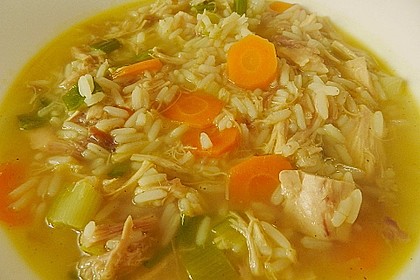 Goldgelbe Hühnersuppe 46