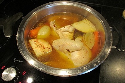 Goldgelbe Hühnersuppe 37