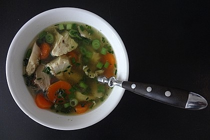 Goldgelbe Hühnersuppe 21
