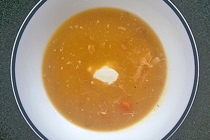 Goldgelbe Hühnersuppe 64