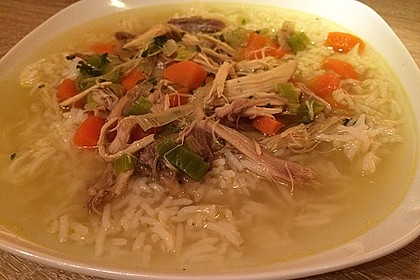 Goldgelbe Hühnersuppe 15