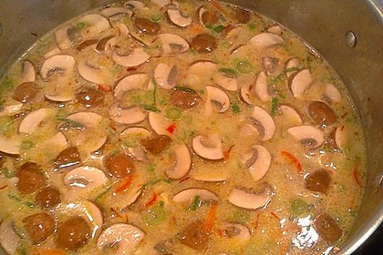 Goldgelbe Hühnersuppe 17