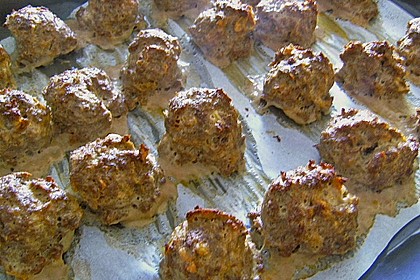 Koettbullar mit brauner Sauce und Preisselbeergelee 13