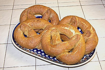 Laugenbrezeln 41