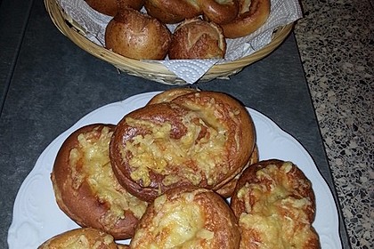 Laugenbrezeln 29