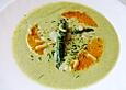 Spargelcremesuppe mit Orangen und Ingwer
