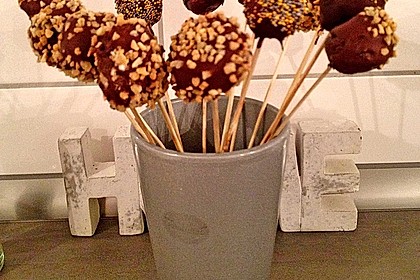 Nougat-Cake-Pops 12