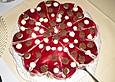 Mandel-Amaretto-Torte mit Kirschen