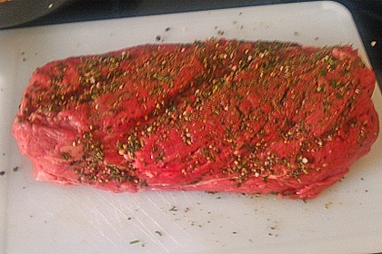 Rindersteaks mit Kräuterrand 4