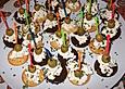 K&auml;se- und Olivencanapes