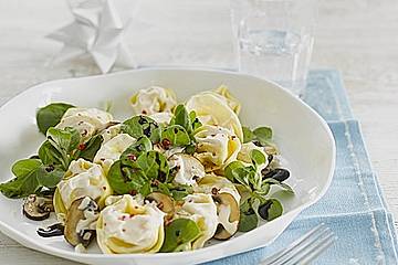 Miracel Whip Tortelloni-Feldsalat mit Champignons