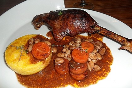 G&auml;nsekeulen mit Rotwein-Balsamico-Bohnen