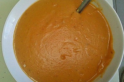 Cremige Kürbissuppe mit Äpfeln, Karotten und Kartoffeln 17