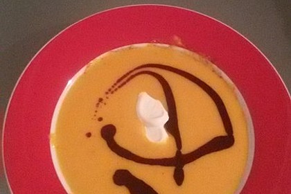 Cremige Kürbissuppe mit Äpfeln, Karotten und Kartoffeln 26