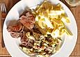 Kr&auml;uterseitlinge mit T-Bone Steaks vom Lamm und Bandnudeln