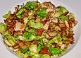 Rosenkohlbl&auml;tter mit H&auml;hnchenfleisch und Bratkartoffeln